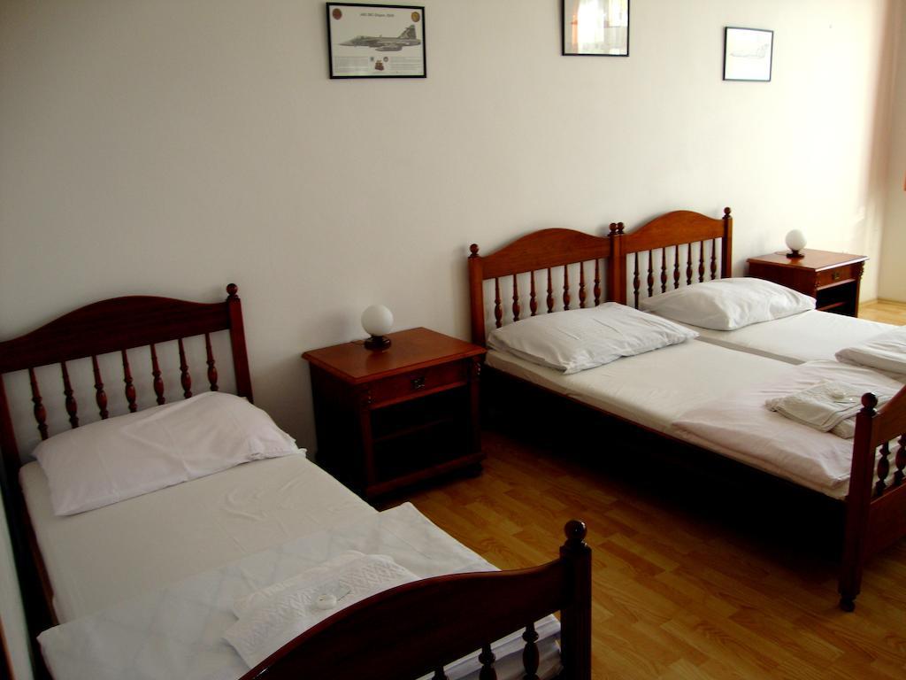 Penzion Aviatik Caslav Room photo