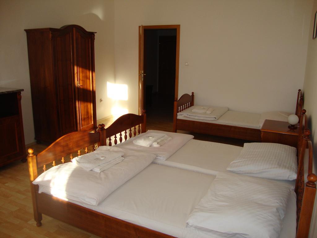 Penzion Aviatik Caslav Room photo