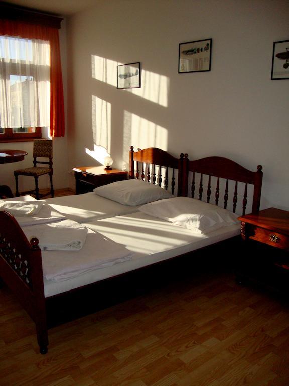 Penzion Aviatik Caslav Room photo